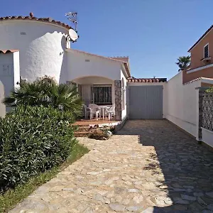 Xalet Amb Jardi Villa Ampuriabrava